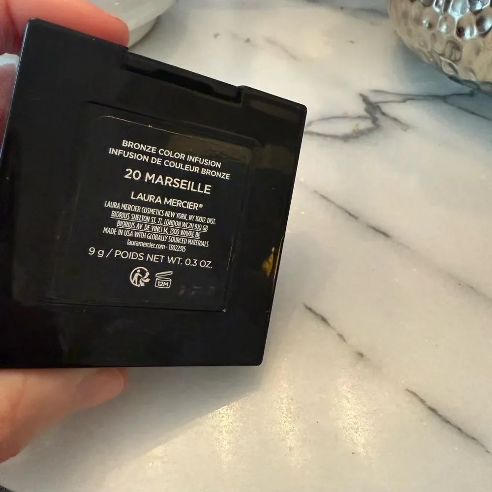 Laura Mercier Color: 20 Marseille - Light Rosy Bronze